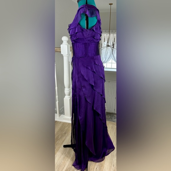 Adrianna Papell Occasions long gown in purple, size 8. - Picture 5 of 10